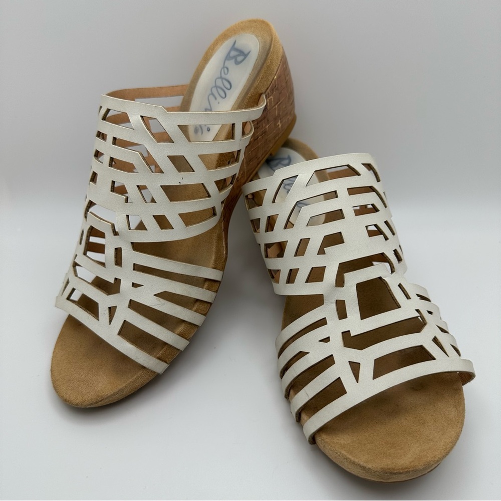 BELLINI Pretty White Faux Nubuck Wedge Slip On Sandals Size 9 - Picture 4 of 11